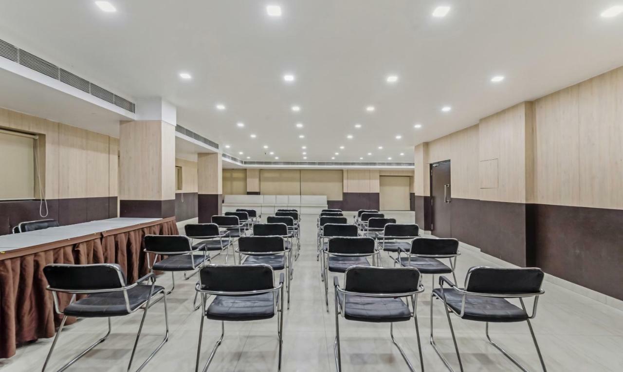 Oyo 3811 Geetanjali Regency Ξενοδοχείο Καλκούτα Εξωτερικό φωτογραφία